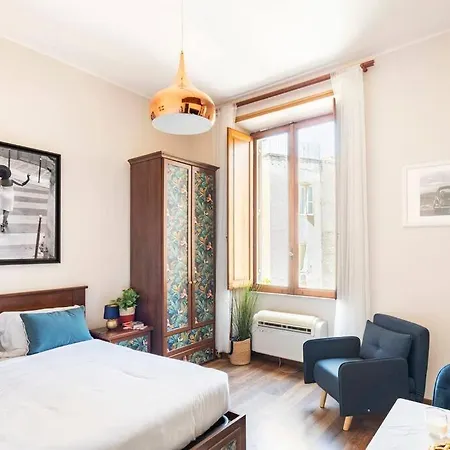 Appartamento 4 Townhouse By The Spanish Steps