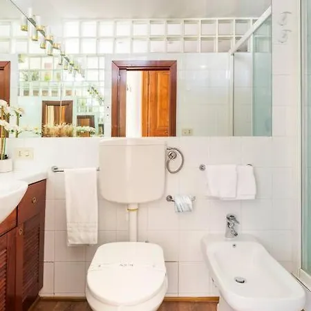 Apartamento 4 Townhouse By The Spanish Steps *